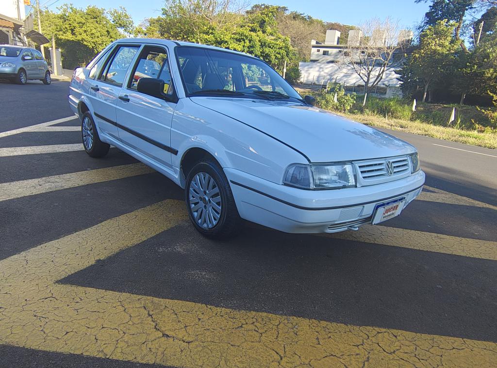 VOLKSWAGEN Santana - Foto