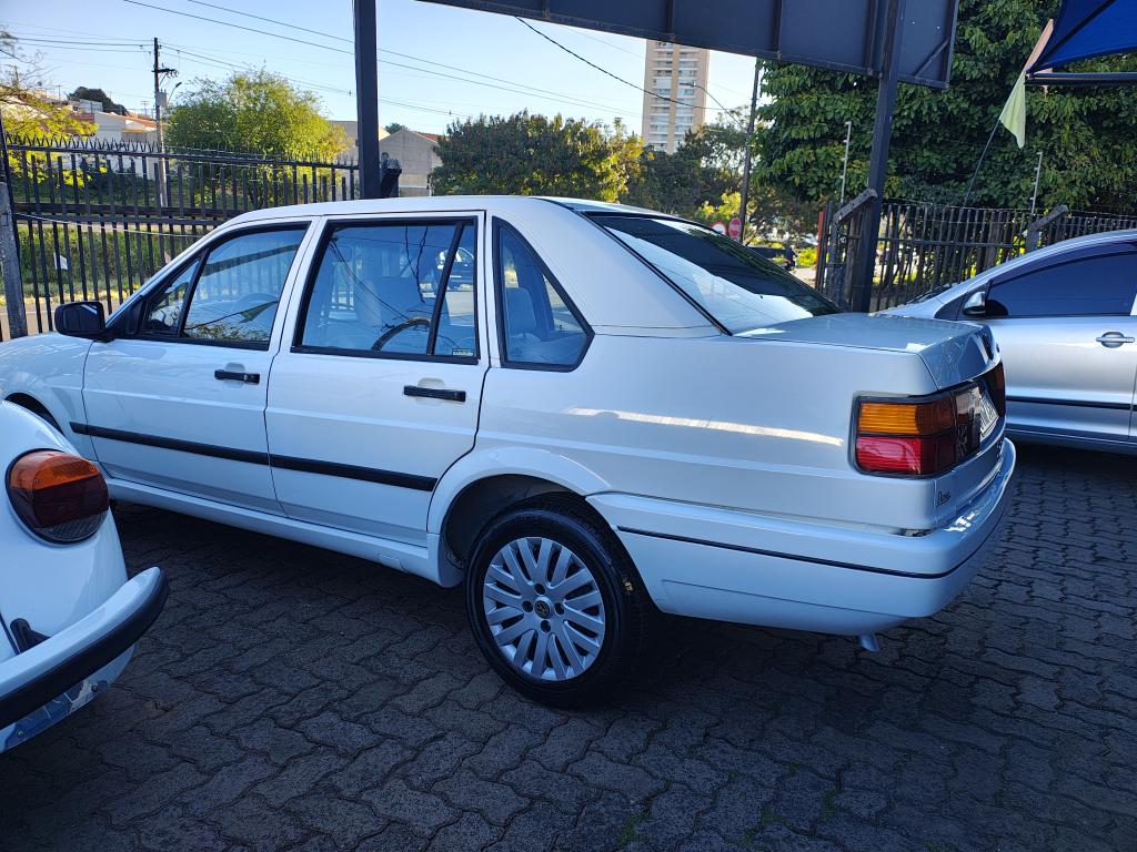 VOLKSWAGEN Santana - Foto