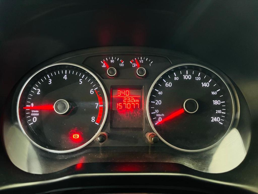 VOLKSWAGEN Saveiro - Foto