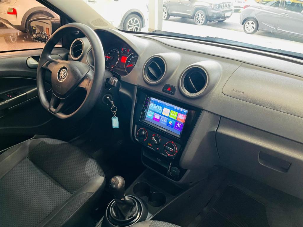 VOLKSWAGEN Saveiro - Foto