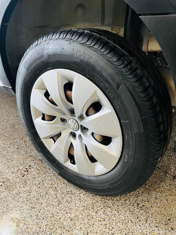 VOLKSWAGEN Saveiro - Foto