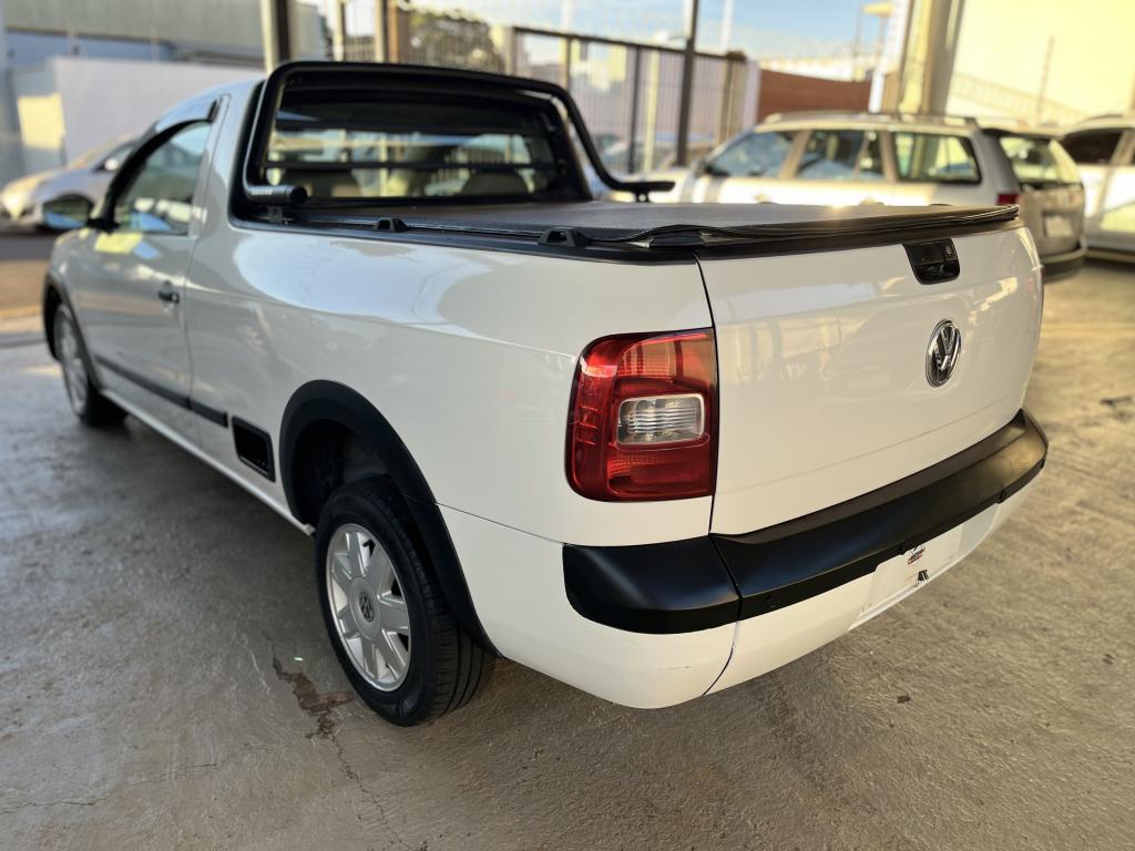 VOLKSWAGEN Saveiro - Foto