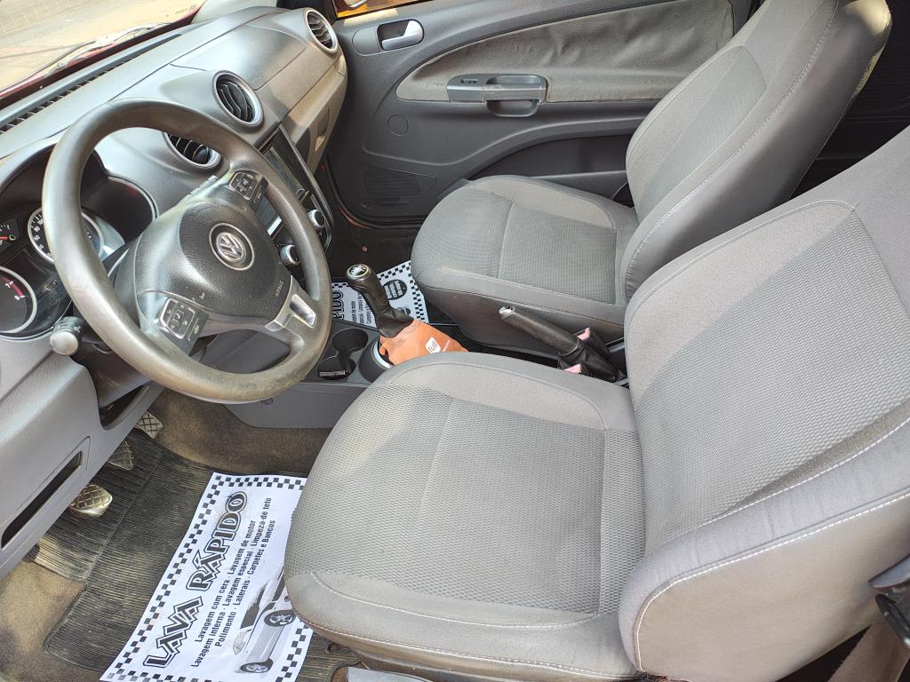 VOLKSWAGEN Saveiro - Foto