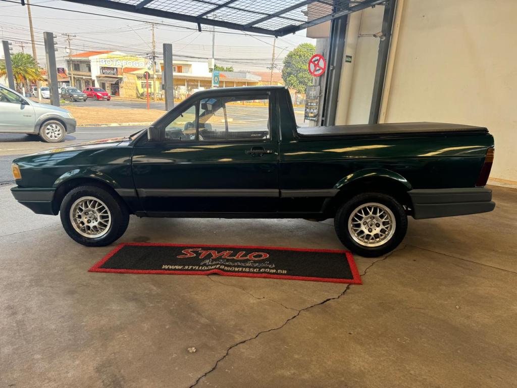 VOLKSWAGEN Saveiro - Foto