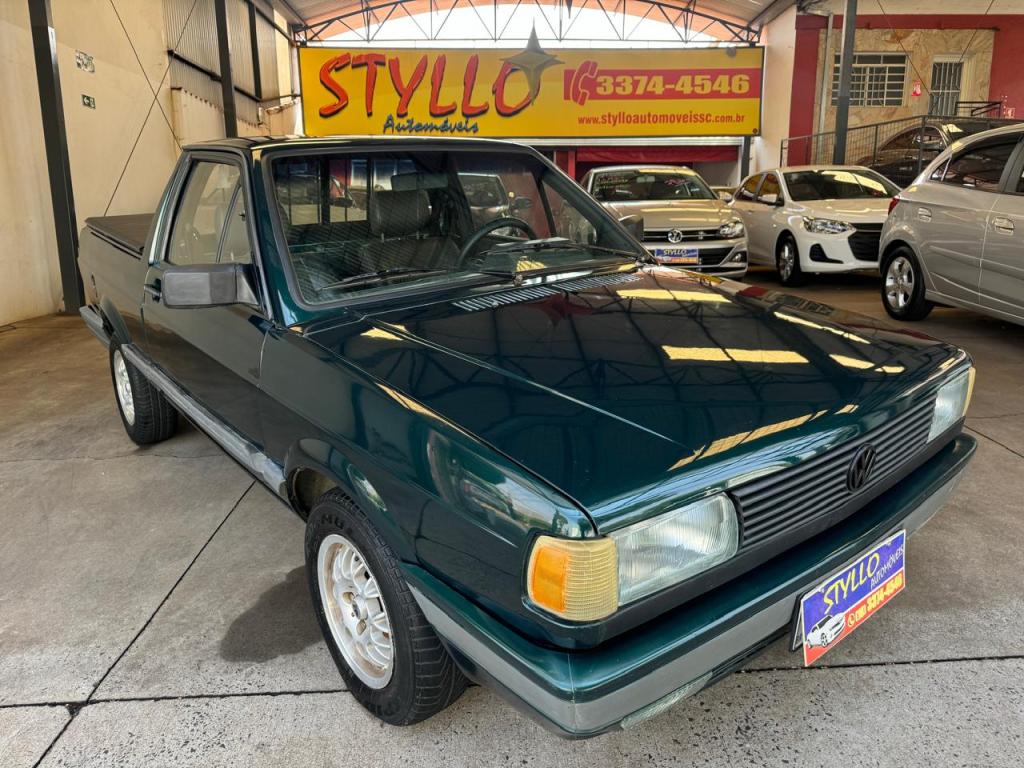 VOLKSWAGEN Saveiro - Foto