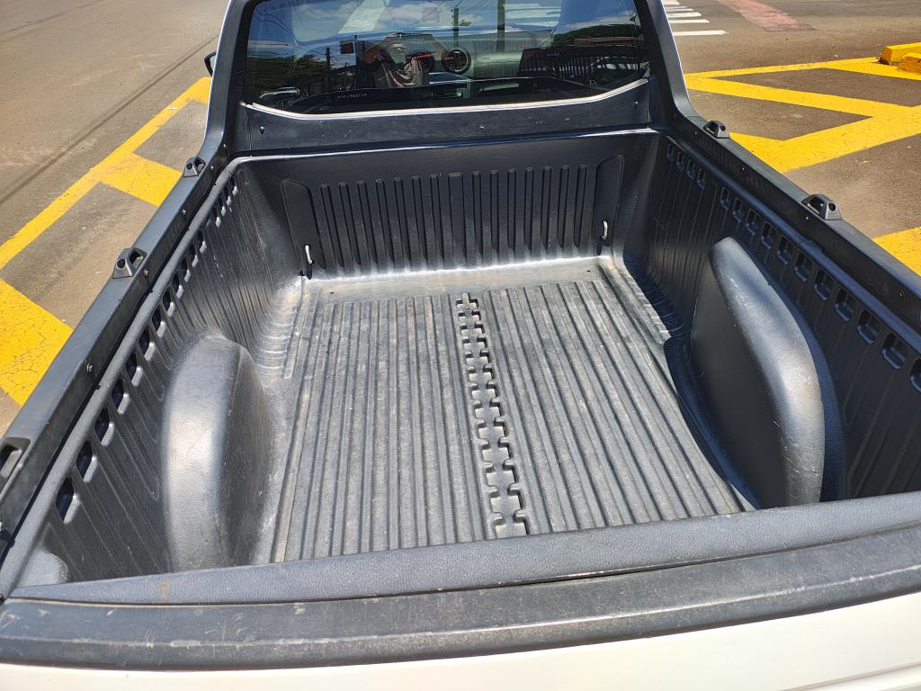 VOLKSWAGEN Saveiro - Foto