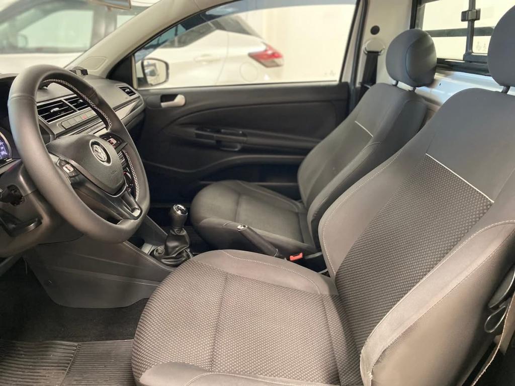 VOLKSWAGEN Saveiro - Foto