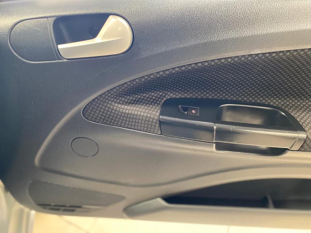 VOLKSWAGEN Saveiro - Foto