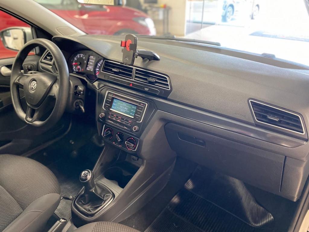 VOLKSWAGEN Saveiro - Foto