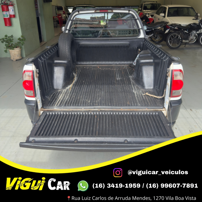 VOLKSWAGEN Saveiro - Foto