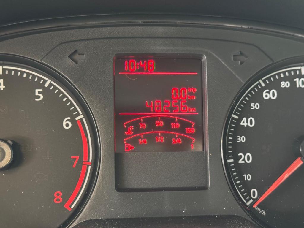 VOLKSWAGEN Saveiro - Foto