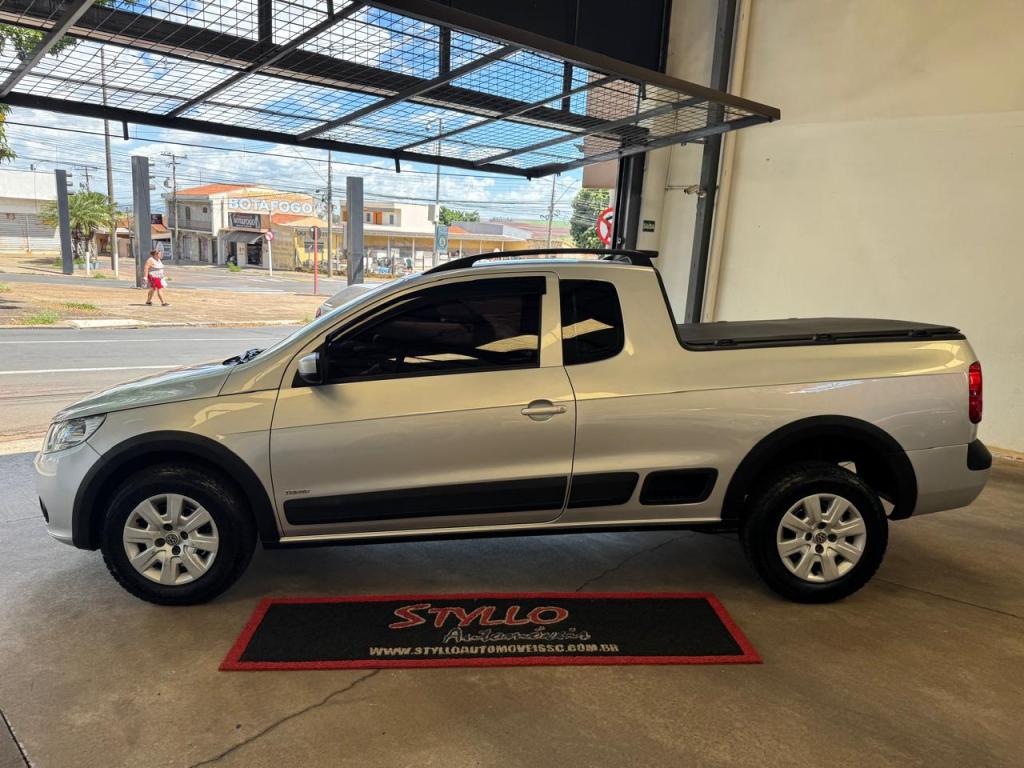 VOLKSWAGEN Saveiro - Foto