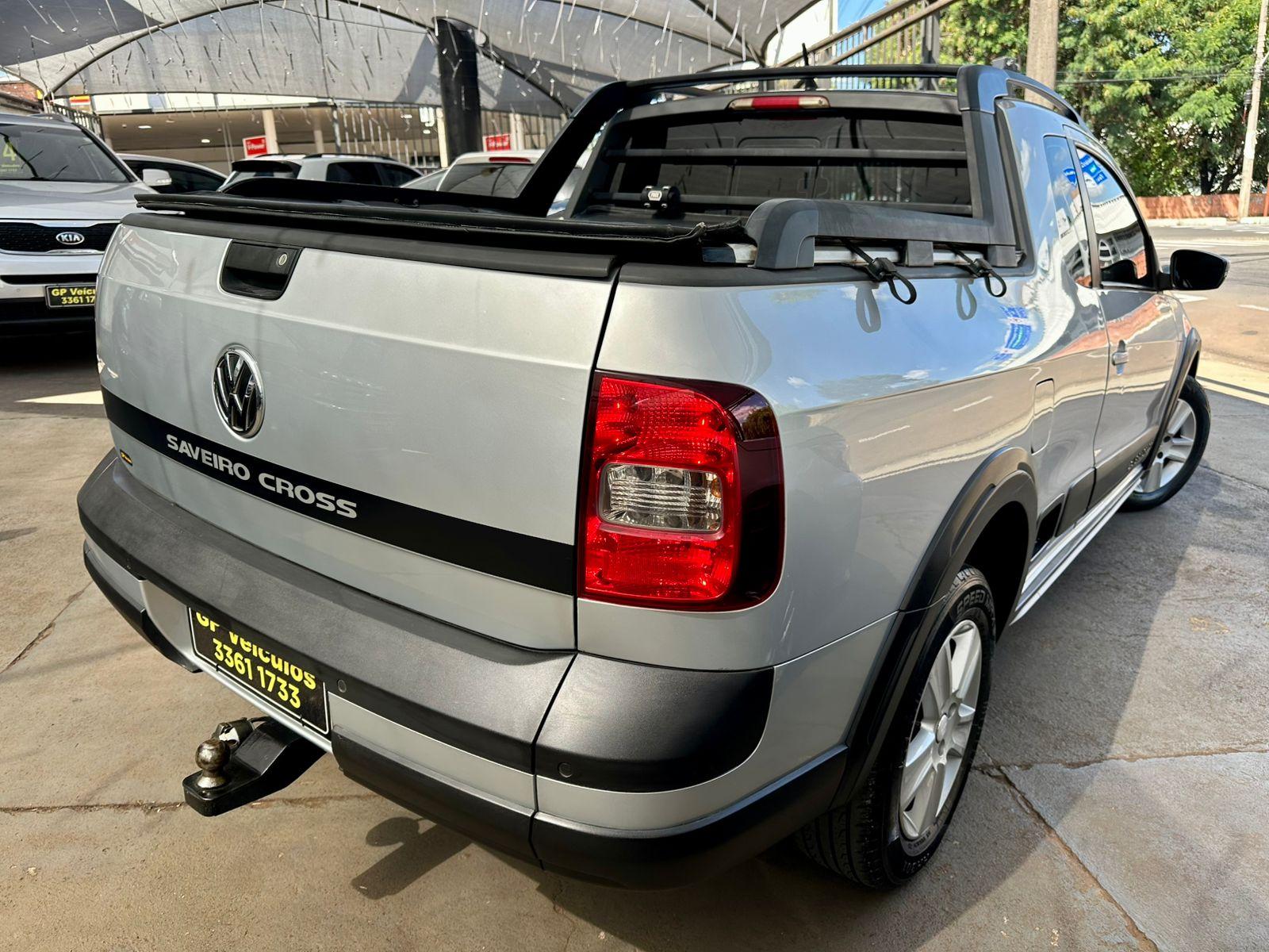 VOLKSWAGEN Saveiro - Foto