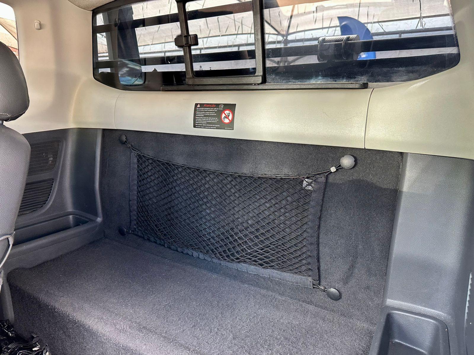 VOLKSWAGEN Saveiro - Foto