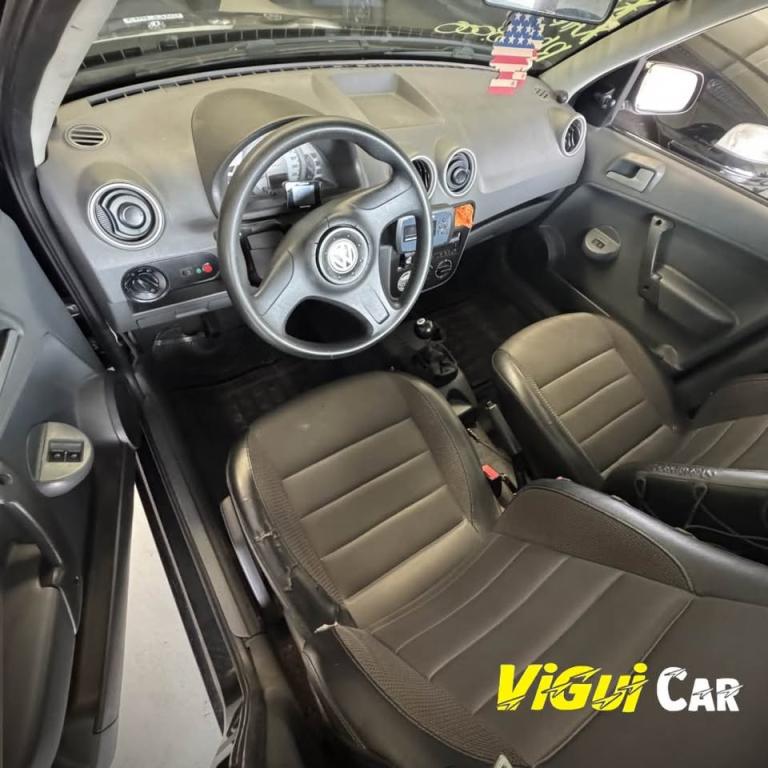 VOLKSWAGEN Saveiro - Foto