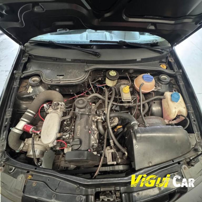 VOLKSWAGEN Saveiro - Foto