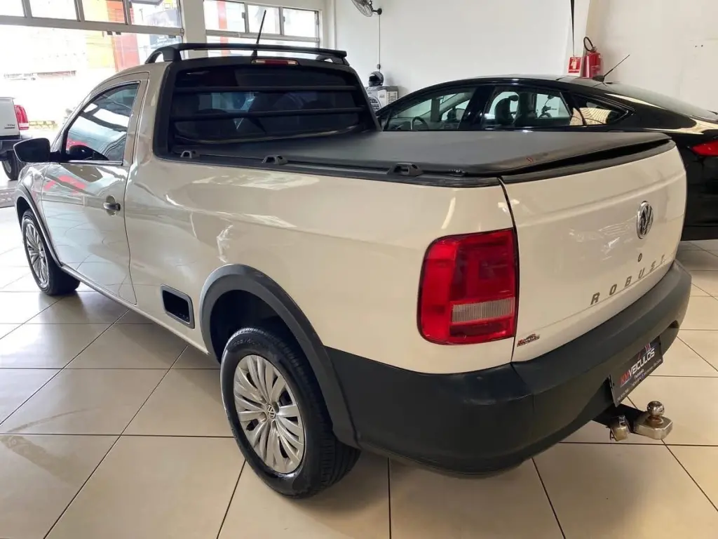 VOLKSWAGEN Saveiro - Foto