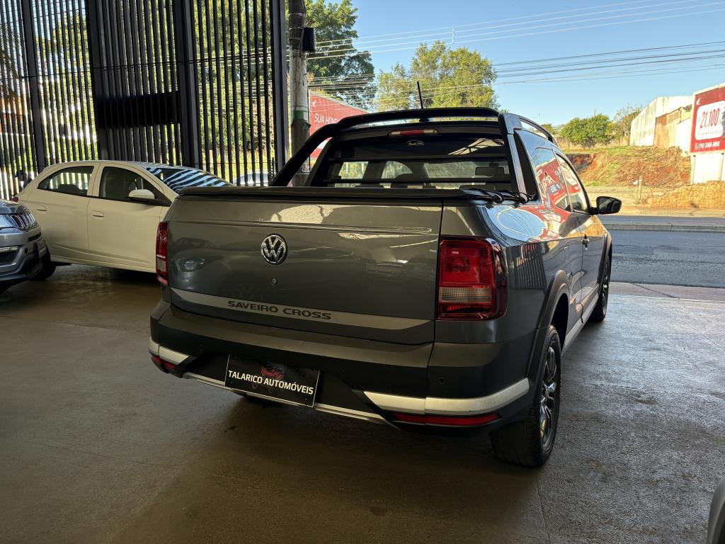 VOLKSWAGEN Saveiro - Foto