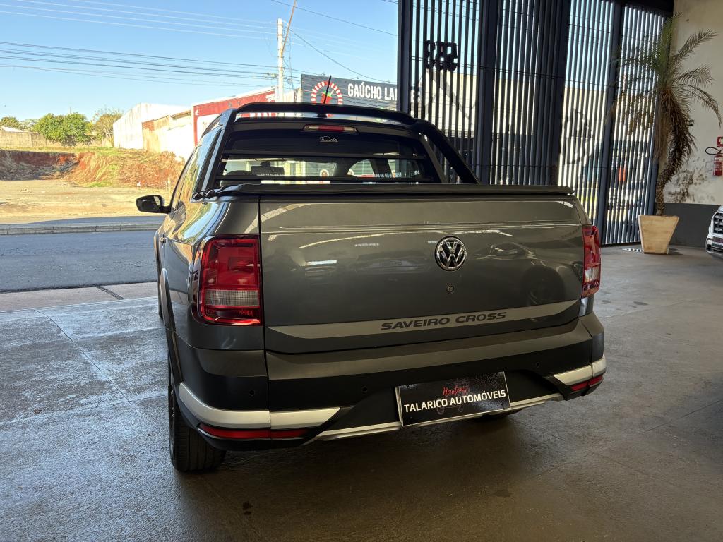 VOLKSWAGEN Saveiro - Foto