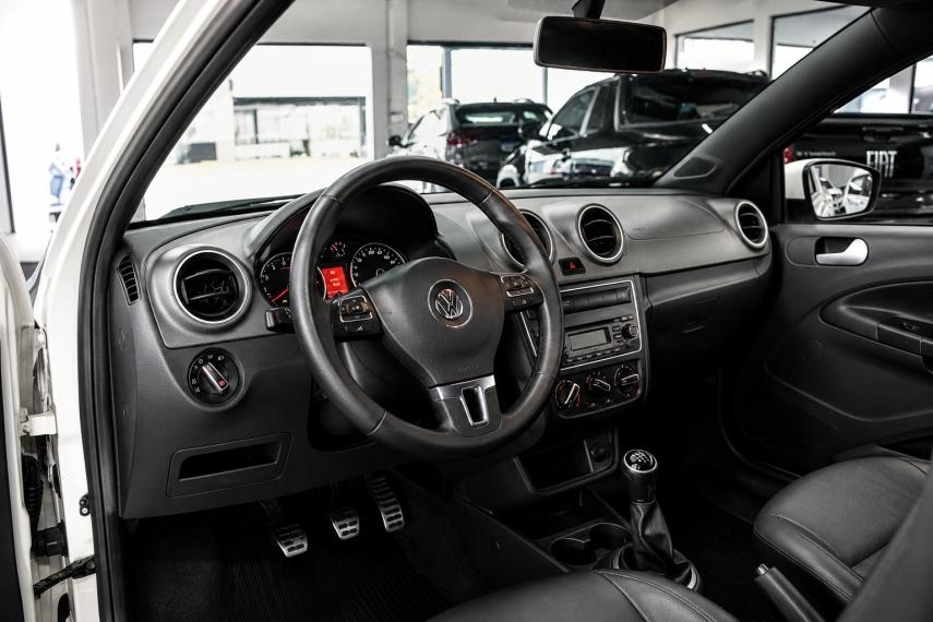 VOLKSWAGEN Saveiro - Foto