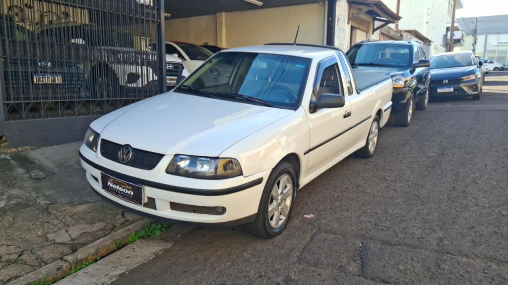 VOLKSWAGEN Saveiro
