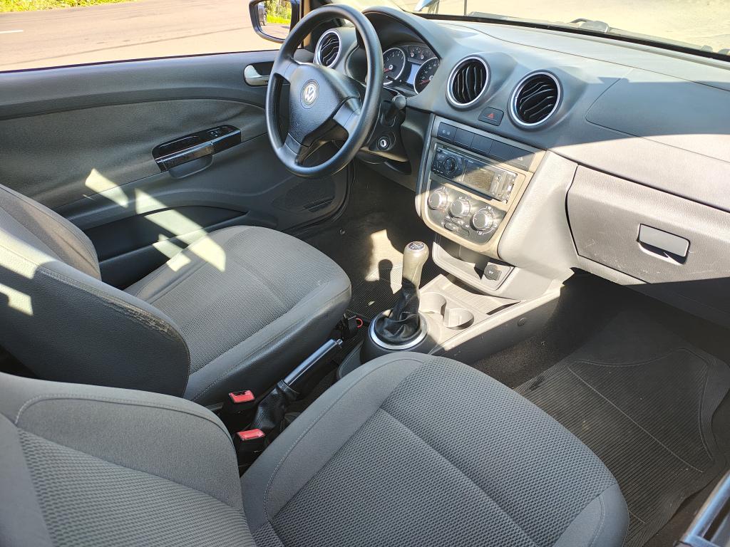 VOLKSWAGEN Saveiro - Foto