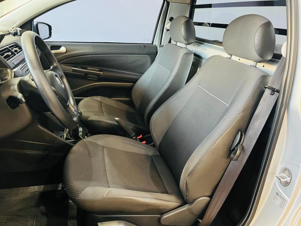 VOLKSWAGEN Saveiro - Foto