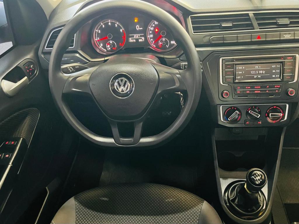 VOLKSWAGEN Saveiro - Foto