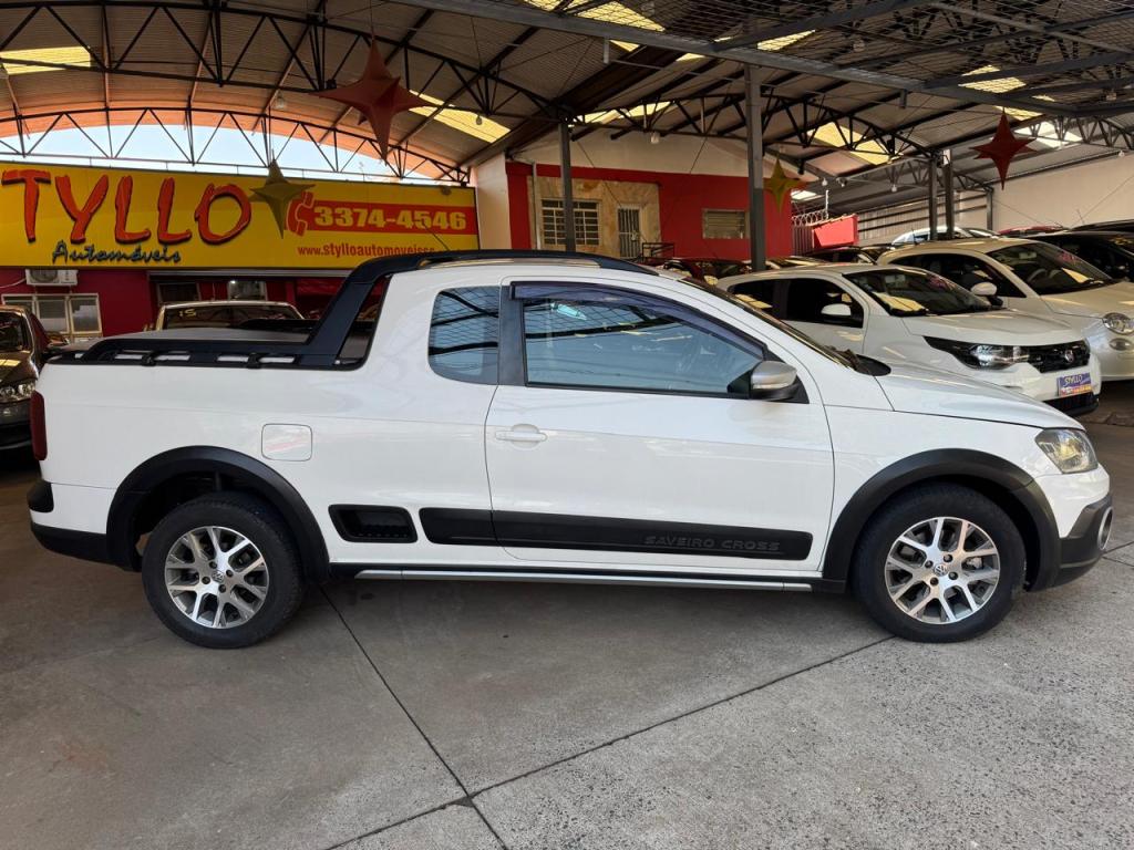 VOLKSWAGEN Saveiro - Foto