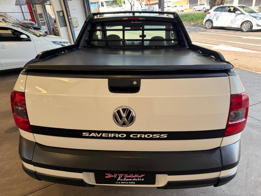 VOLKSWAGEN Saveiro - Foto