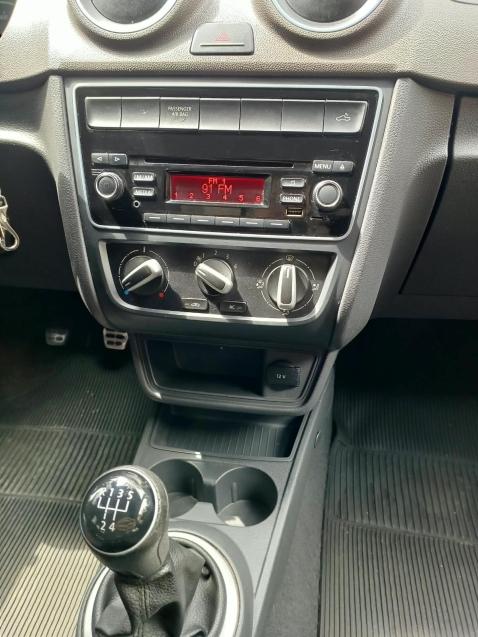 VOLKSWAGEN Saveiro - Foto