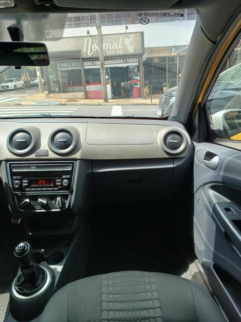 VOLKSWAGEN Saveiro - Foto