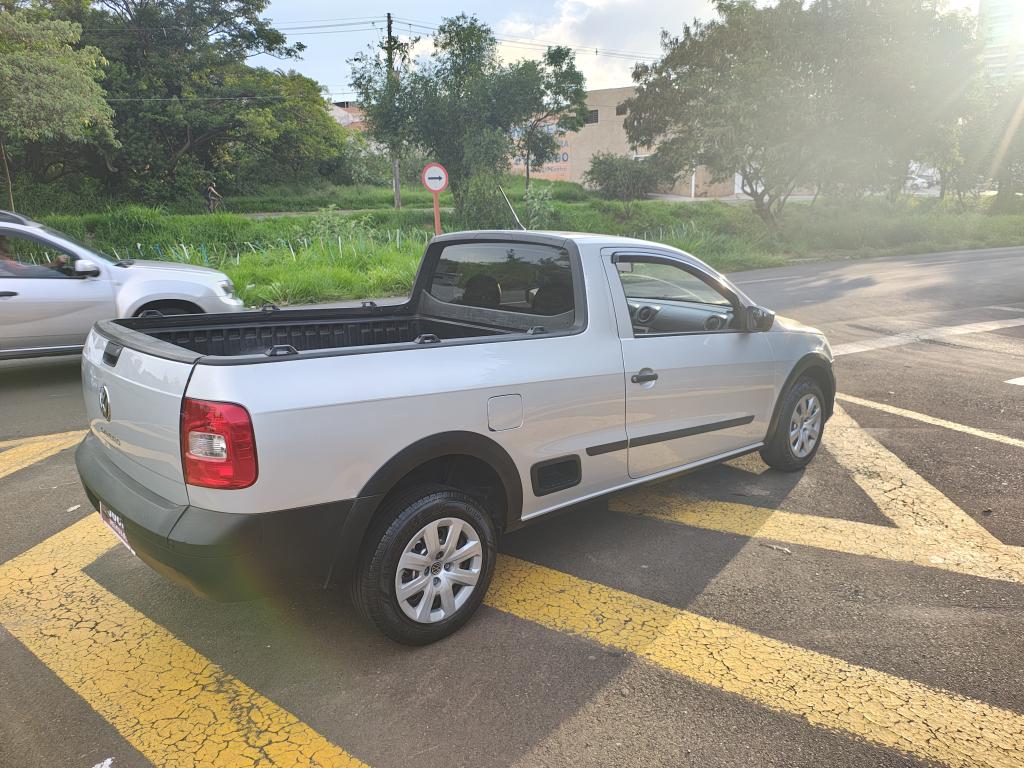 VOLKSWAGEN Saveiro - Foto