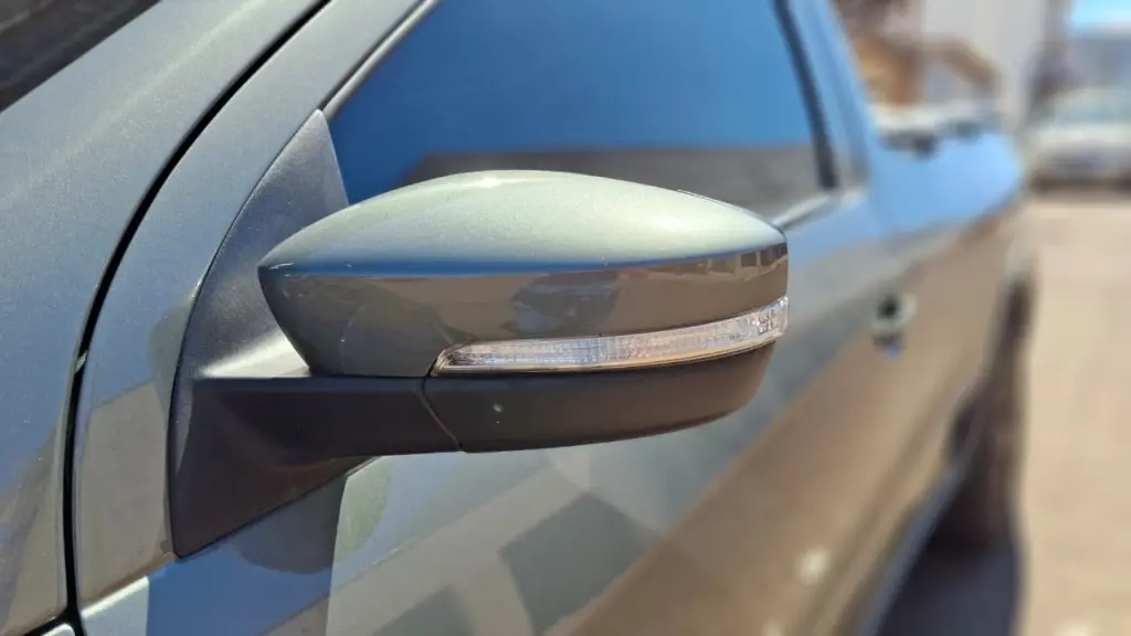 VOLKSWAGEN Saveiro - Foto