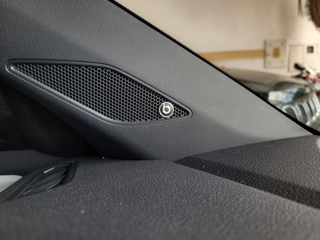 VOLKSWAGEN T-Cross - Foto