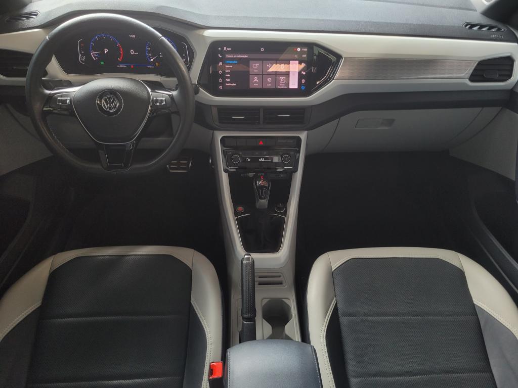 VOLKSWAGEN T-Cross - Foto