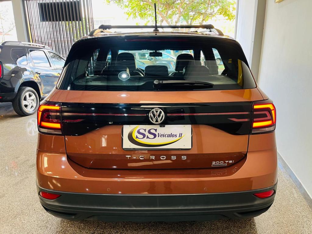VOLKSWAGEN T-Cross - Foto