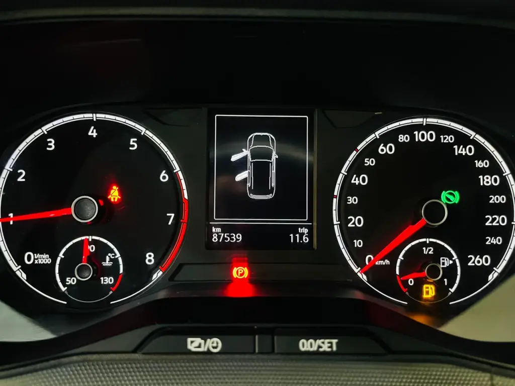 VOLKSWAGEN T-Cross - Foto