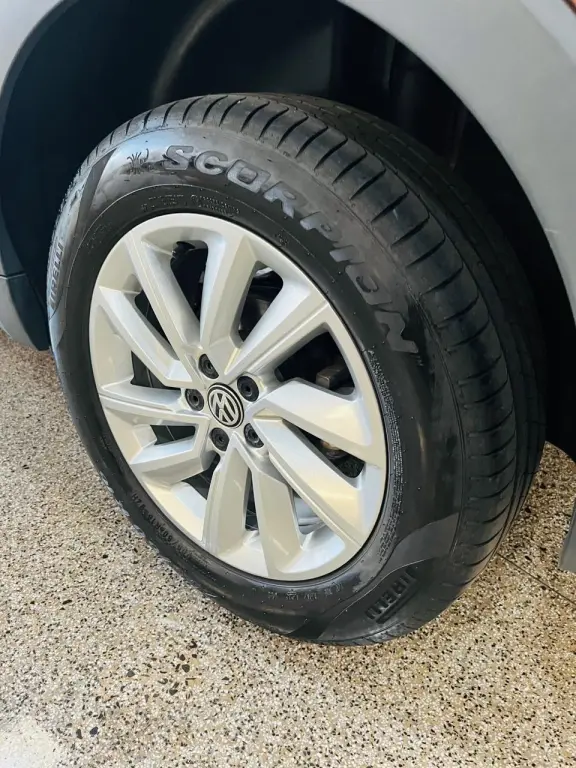 VOLKSWAGEN T-Cross - Foto