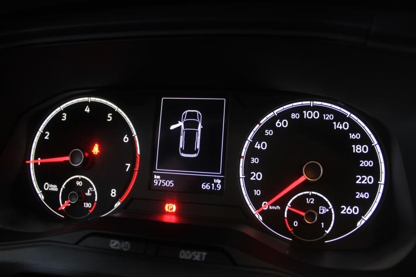 VOLKSWAGEN T-Cross - Foto