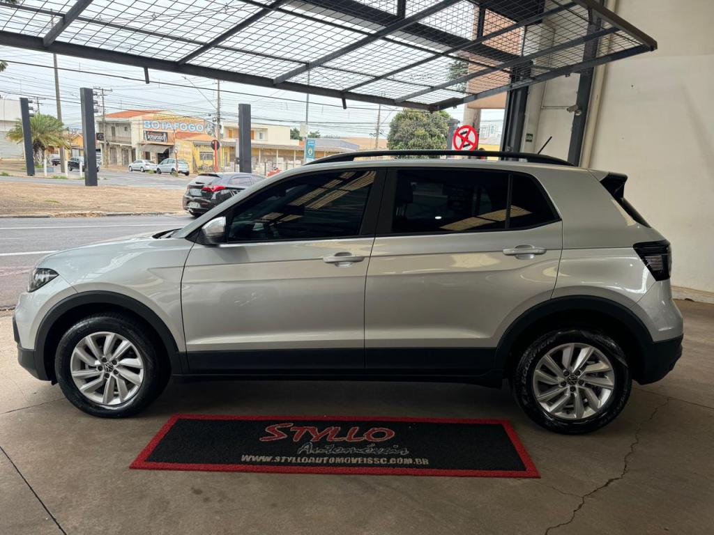 VOLKSWAGEN T-Cross - Foto