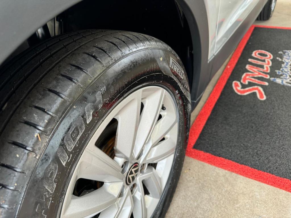 VOLKSWAGEN T-Cross - Foto