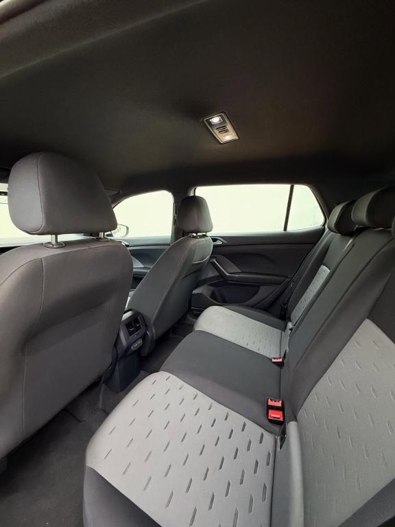 VOLKSWAGEN T-Cross - Foto