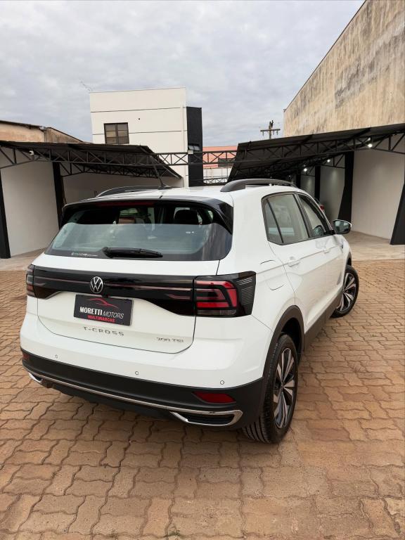 VOLKSWAGEN T-Cross - Foto