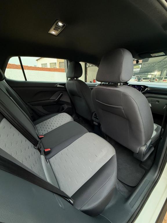 VOLKSWAGEN T-Cross - Foto