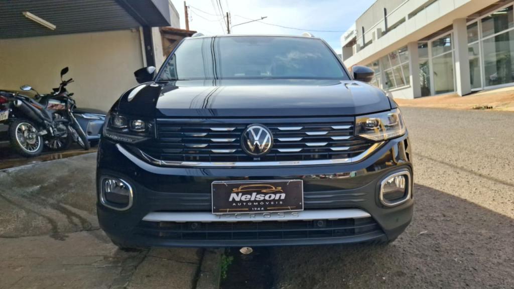 VOLKSWAGEN T-Cross - Foto