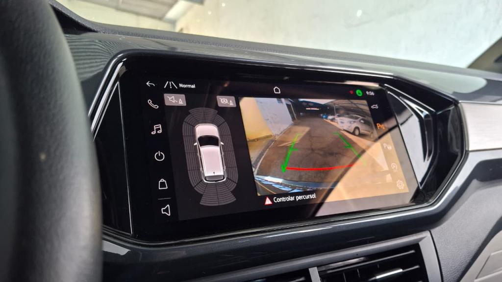 VOLKSWAGEN T-Cross - Foto