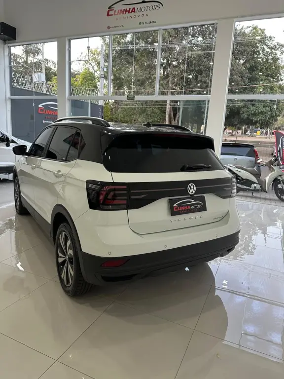 VOLKSWAGEN T-Cross - Foto