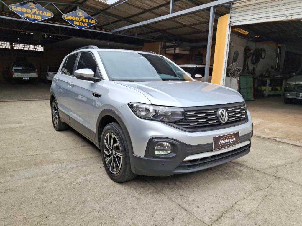 VOLKSWAGEN T-Cross - Foto