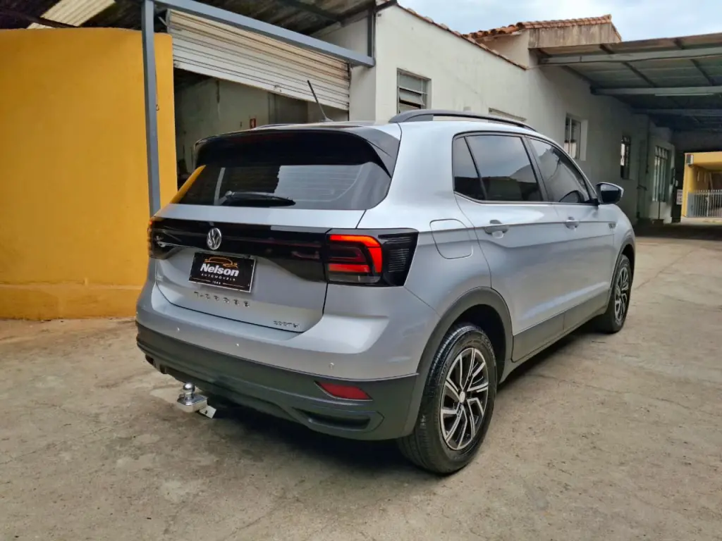 VOLKSWAGEN T-Cross - Foto